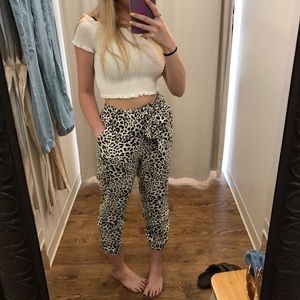 Vestique Cheetah Pants